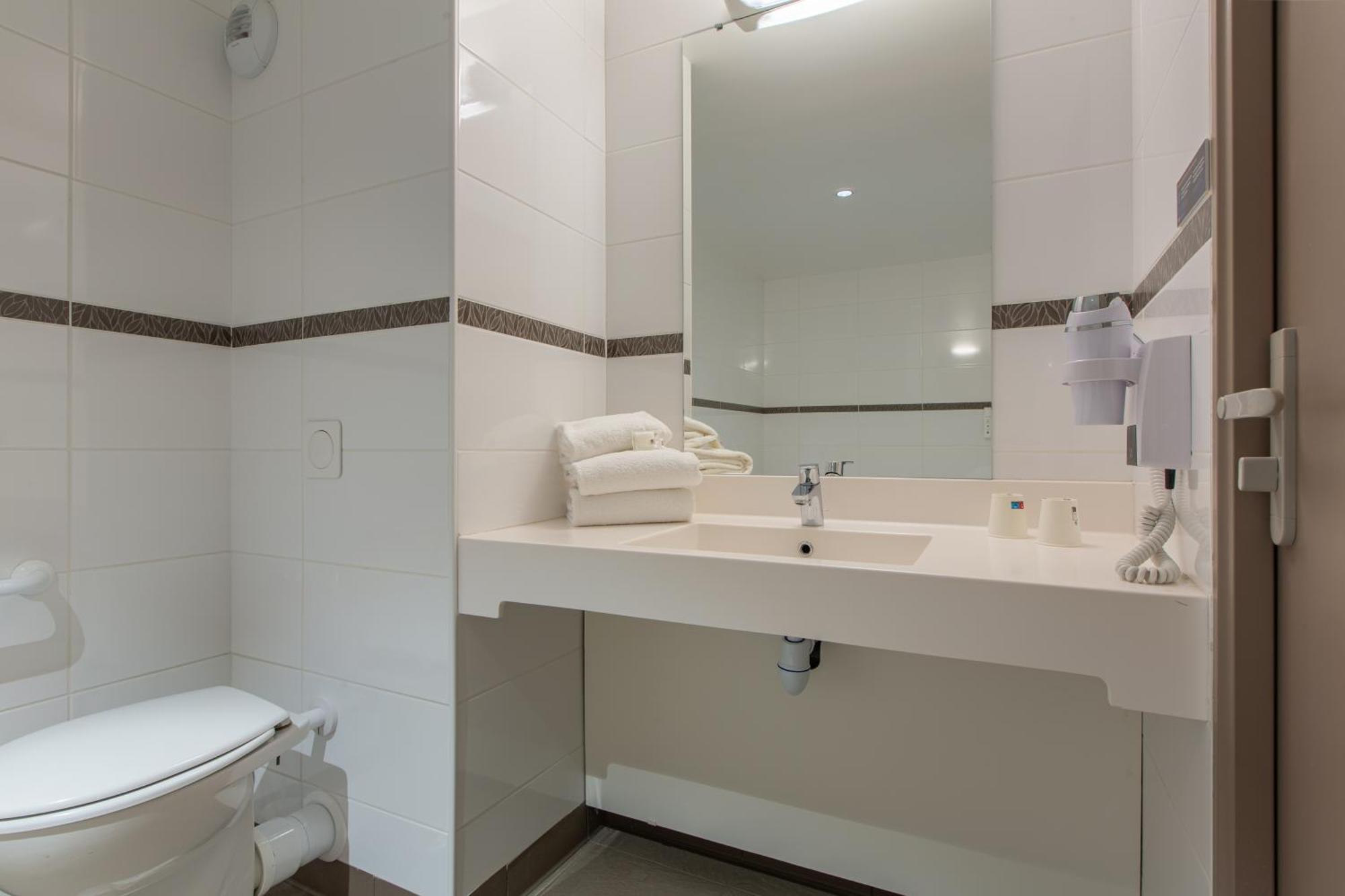 Ace Hotel Le Mans Saint-Saturnin  Εξωτερικό φωτογραφία